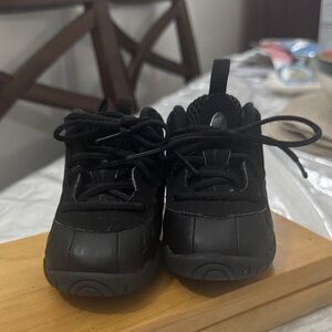 Nike Kids Black Sneakers